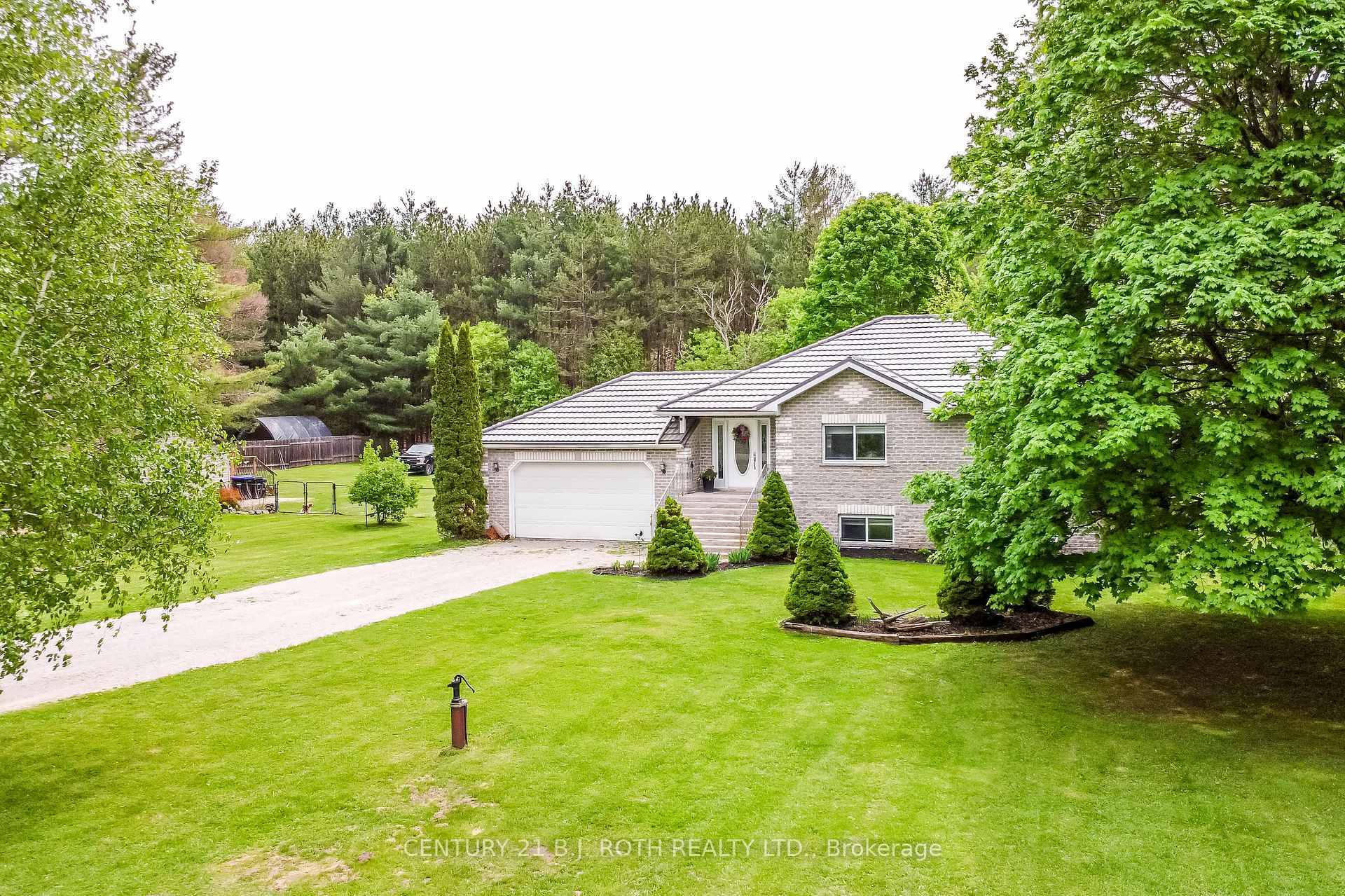 Property Photo: 6083 Vasey Road ON L0L 1P0