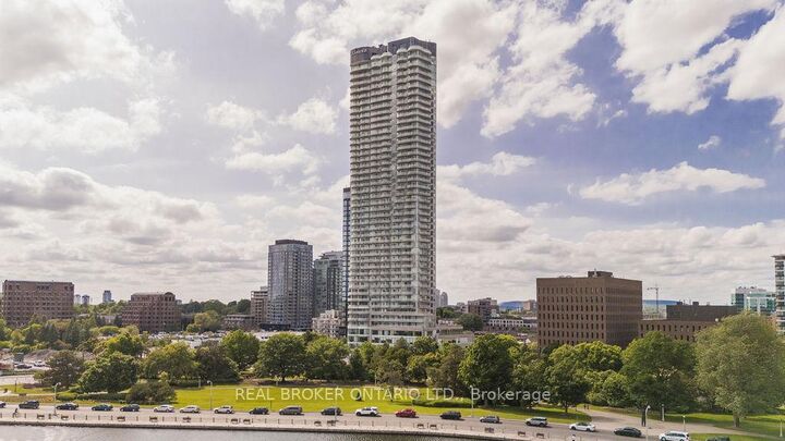 805 Carling Avenue 4401 — photo 1