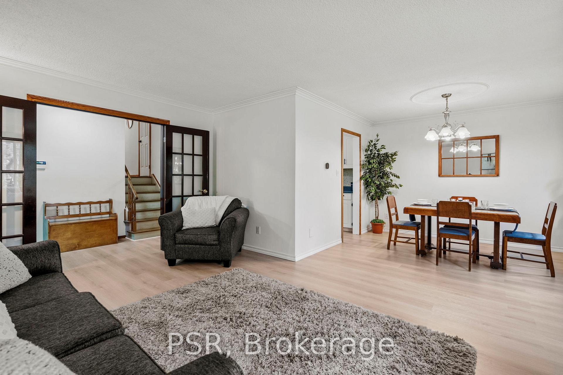 Property Photo: 42 Scarboro Avenue ON M1C 1M3