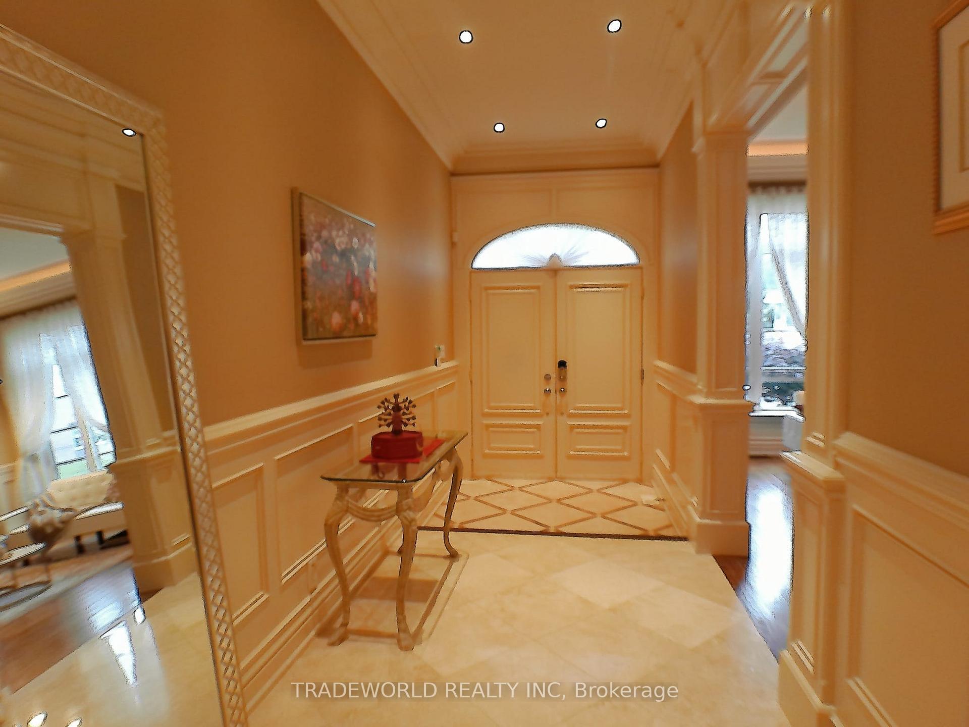 Photo de la propriété: 53 McKee Avenue ON M2N 4C1