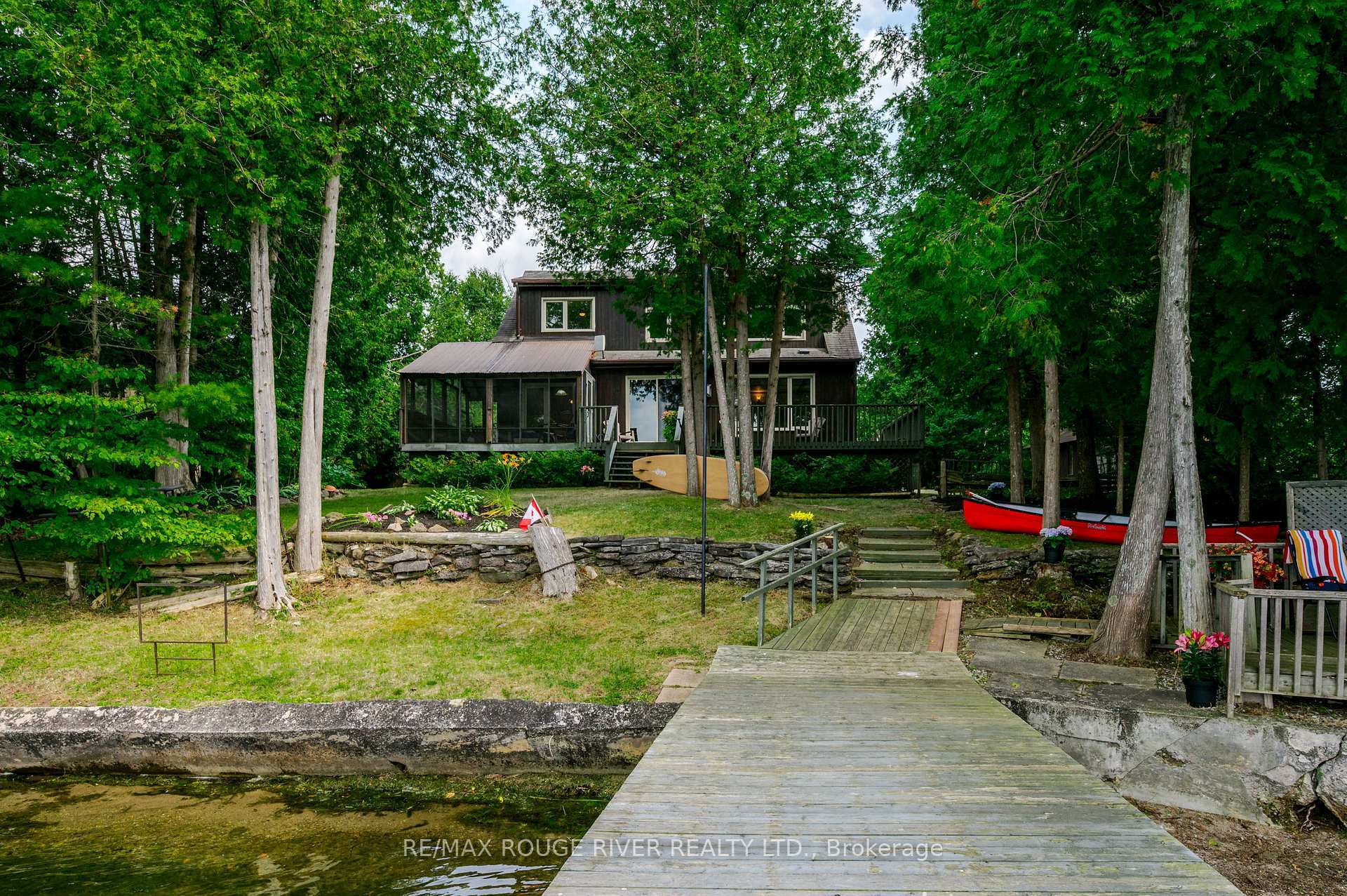 Property Photo: 1280 Birchview Road ON K0L 2H0