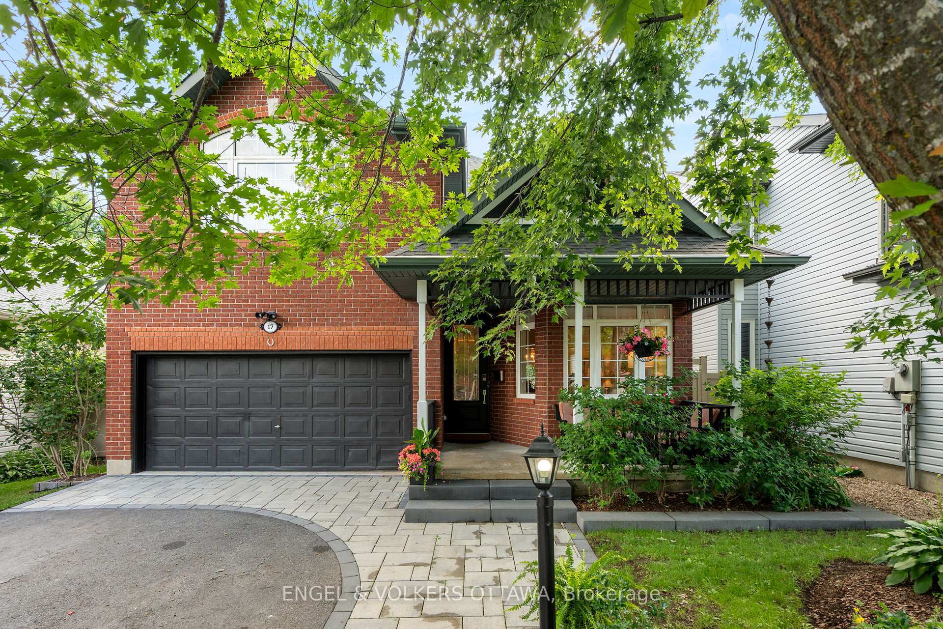 17 Colindale Avenue  Barrhaven ON K2J 4V6 photo