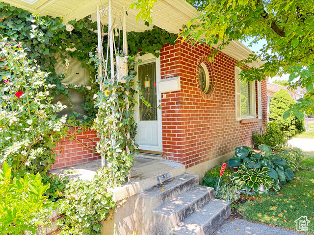 Property Photo:  2534 S Imperial St  UT 84106 