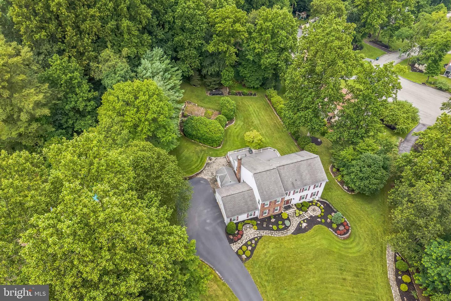 Property Photo:  204 Hickory Drive  PA 19335 