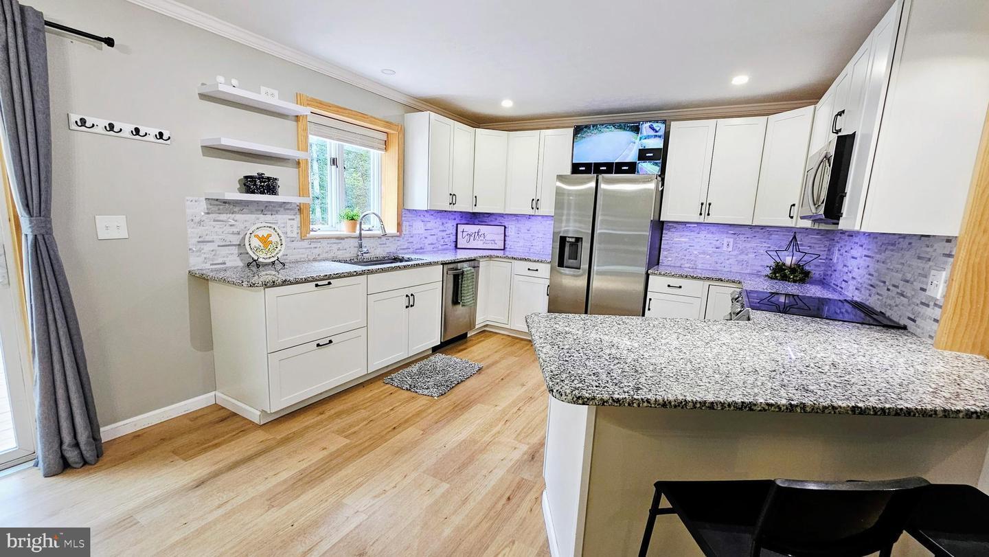 Property Photo: 10473 Hedgesville Road WV 25427