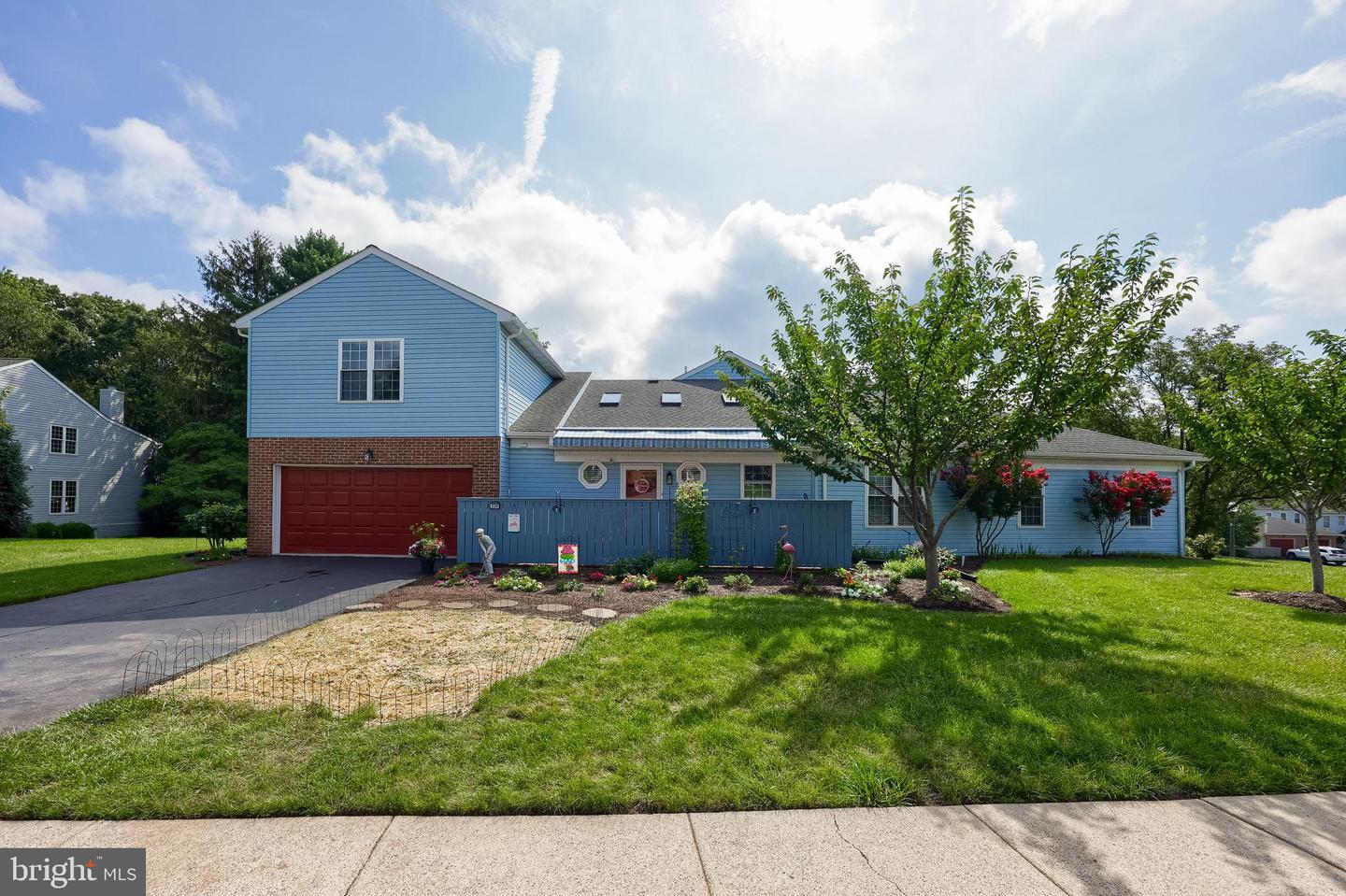 Property Photo: 220 Winding Hill Drive PA 17601