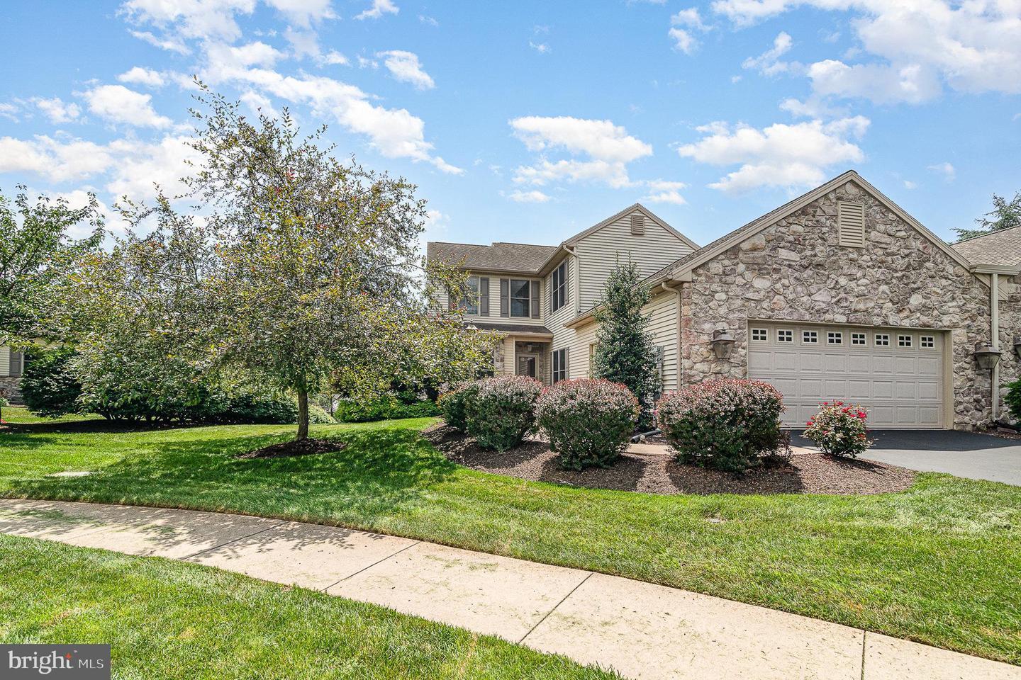 2471 Zell Court  Hummelstown PA 17036 photo