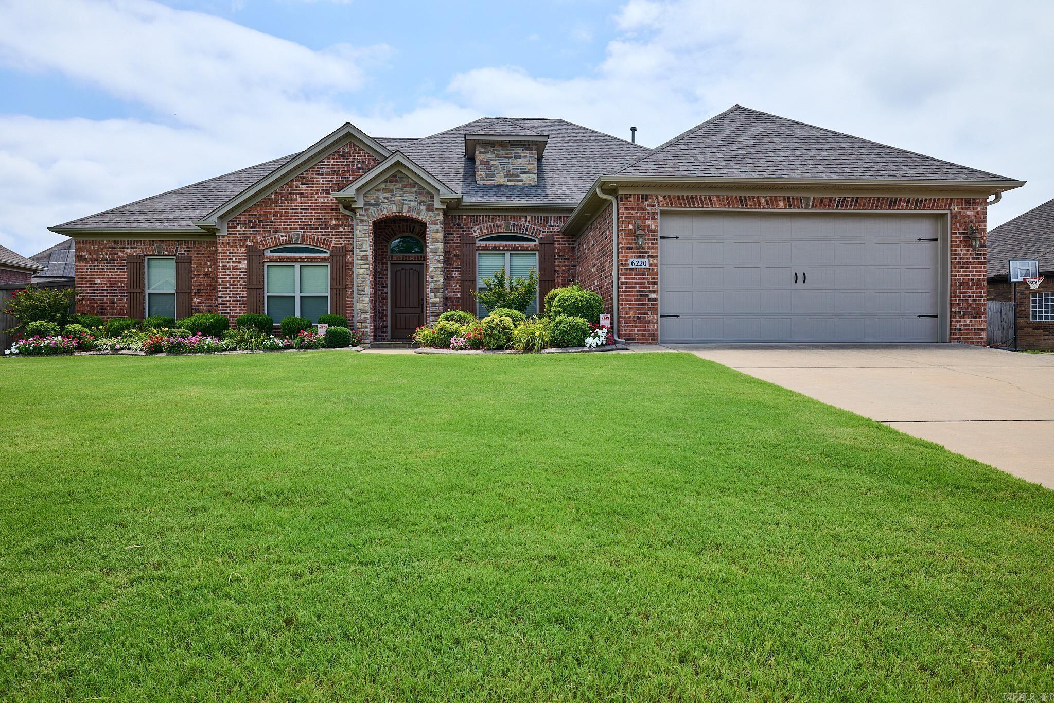 Property Photo:  6220 Pierce Manse Loop  AR 72019 