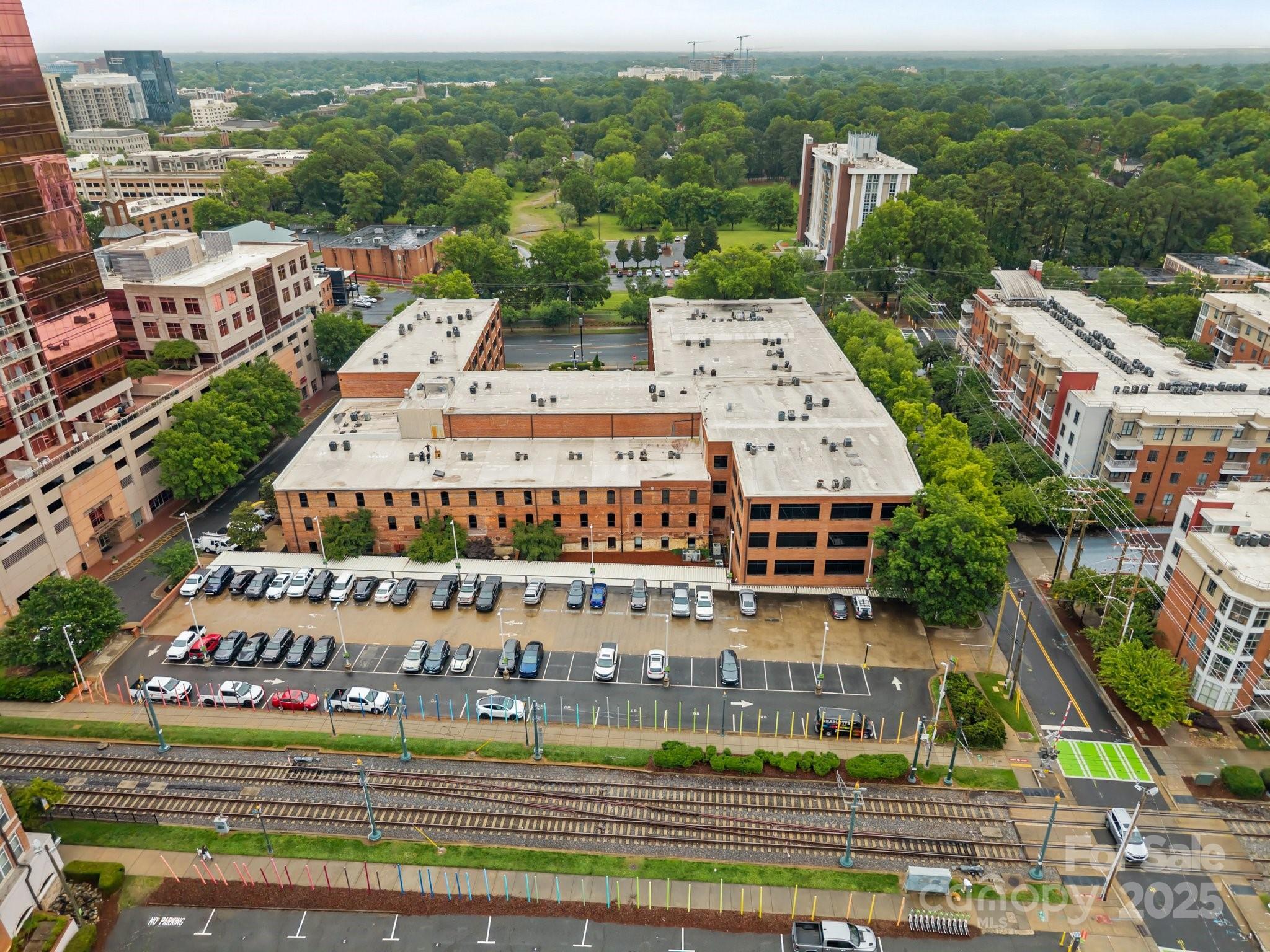 Property Photo: 310 Arlington Avenue 207 NC 28203