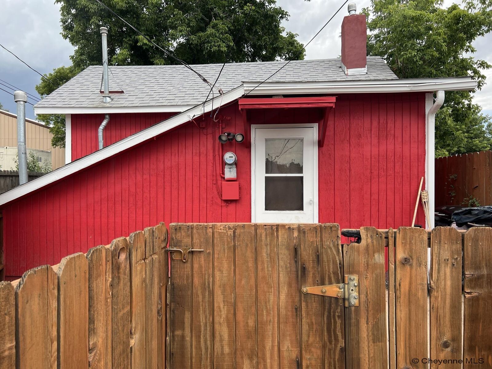 Property Photo: 115 W 7th St WY 82007