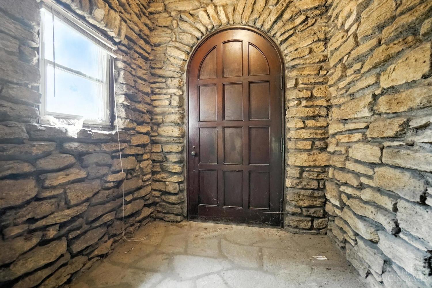 Property Photo:  740 N Fred Shuttlesworth Circle  OH 45229 
