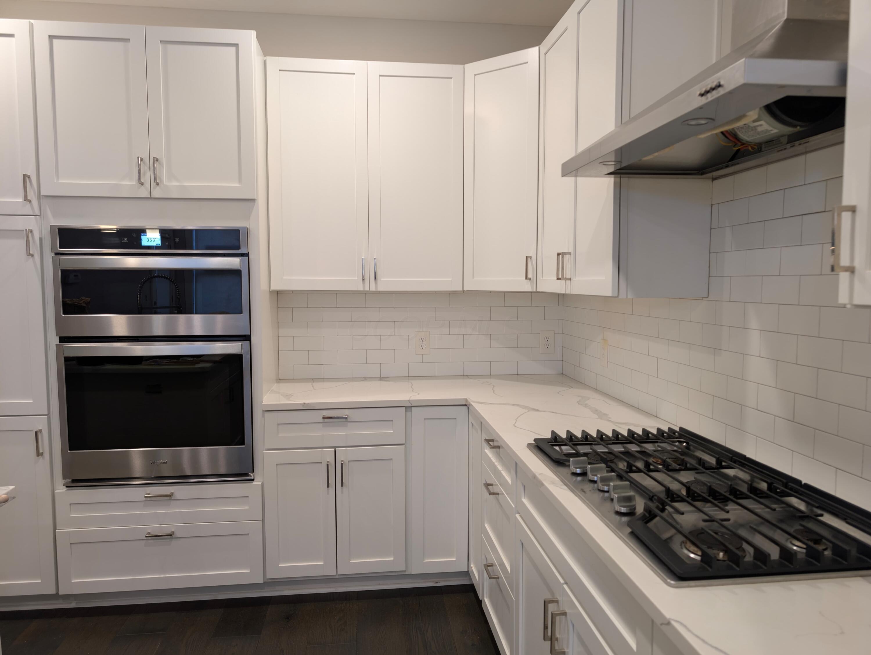 Property Photo: 751 N 6th Street OH 43215