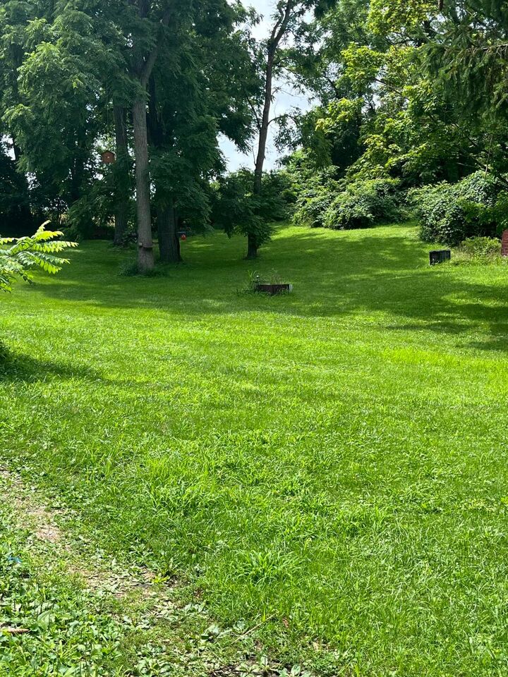 Property Photo:  8692-8702 National SE Road  OH 43076 