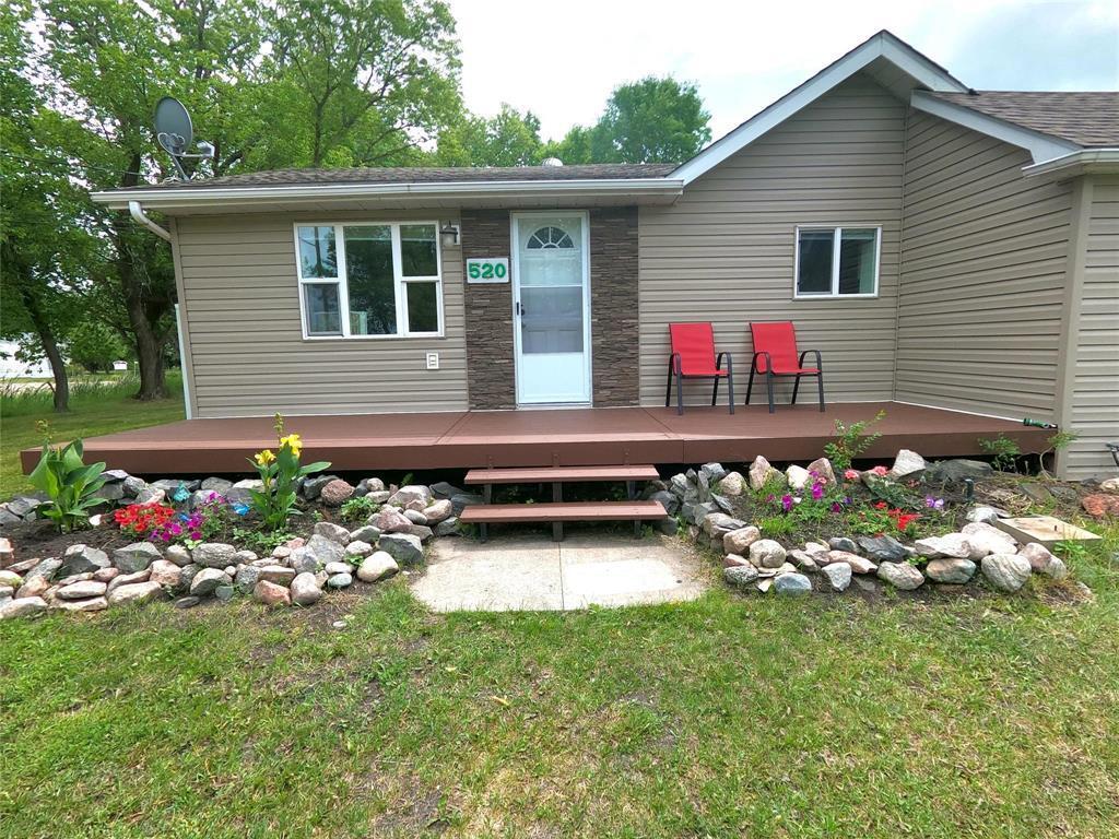 Property Photo:  520 Highway 502 Road  MB R0E 1A0 