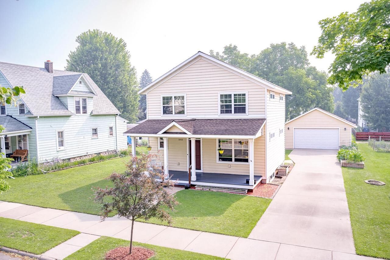 Property Photo:  1015 South 5th Avenue  WI 54401 