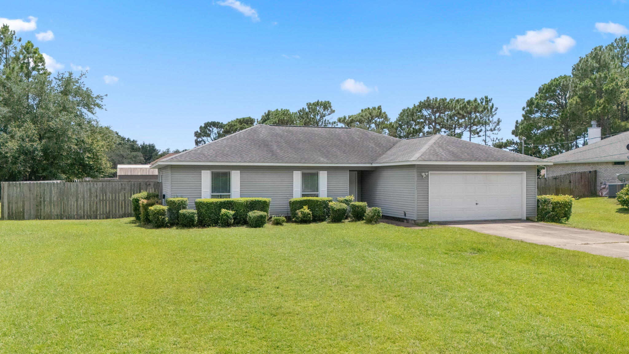 Property Photo:  7221 Broadmoor Street  FL 32566 