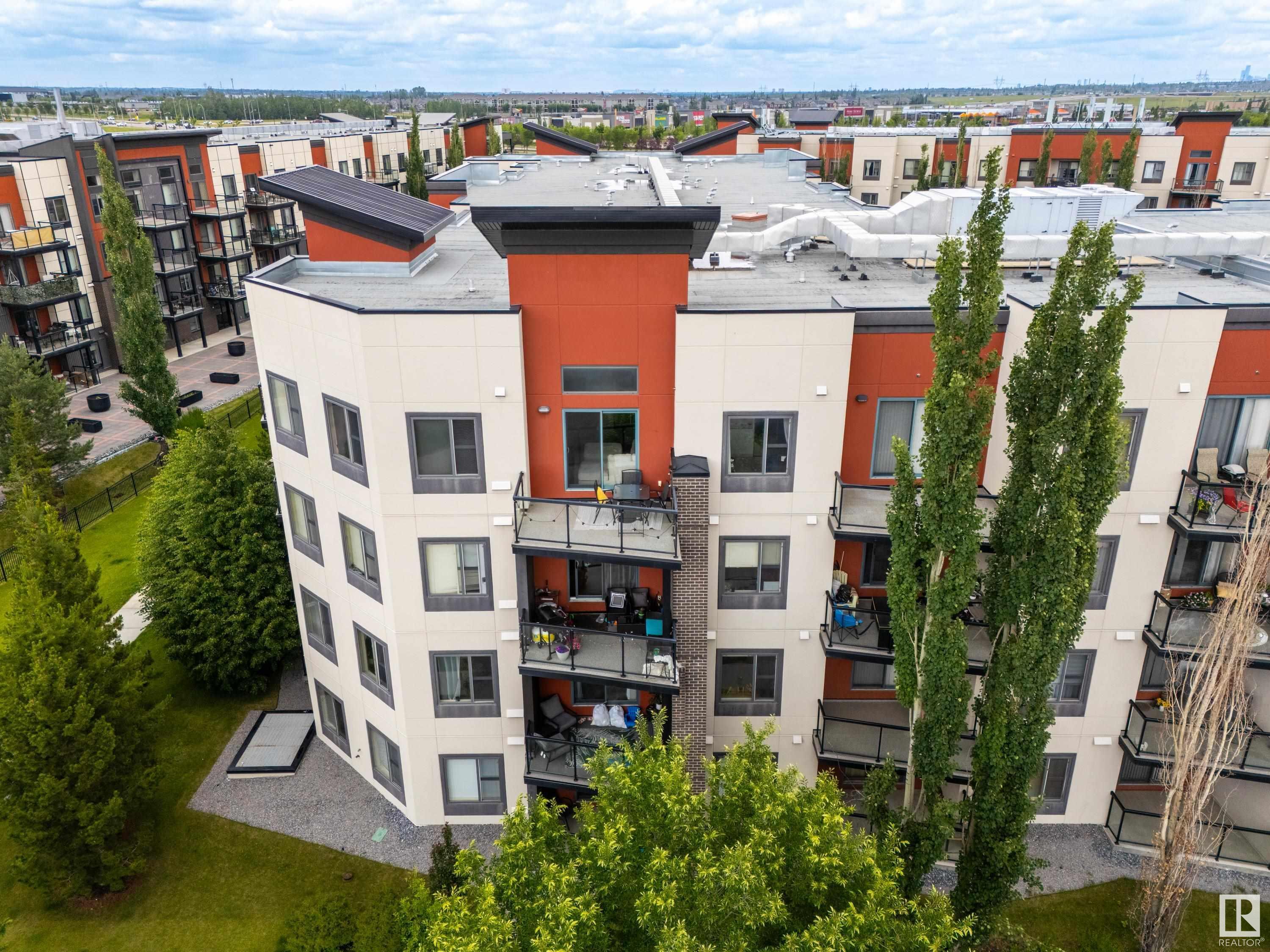 Photo de la propriété: 308 Ambleside Link NW 438 AB T6W 0V3
