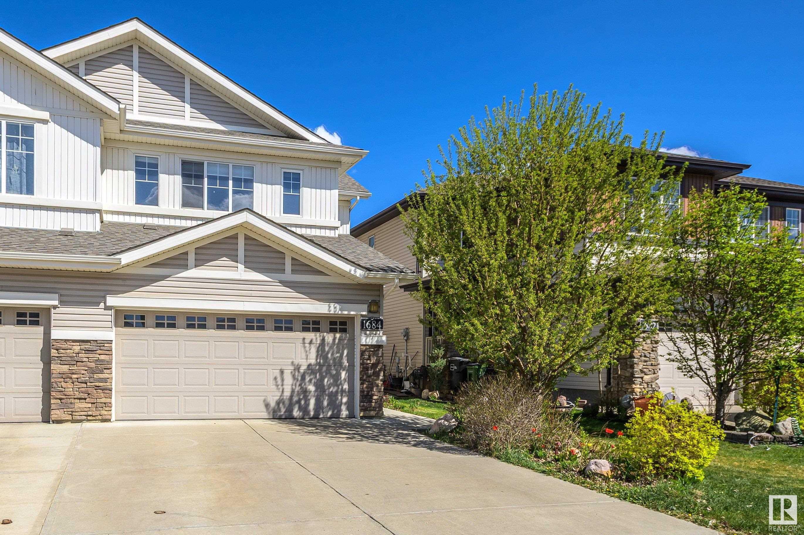 1684 Cunningham Way SW  Edmonton AB T6W 0W5 photo