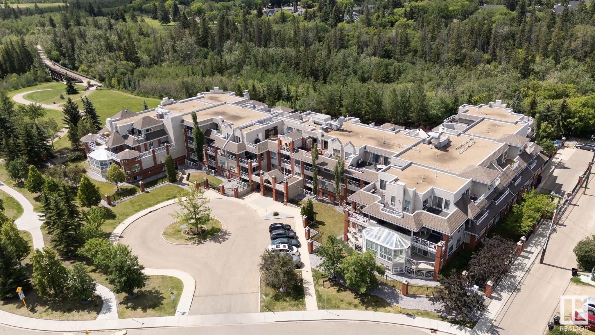 7510 89 Street NW 205  Edmonton AB T6C 0X5 photo