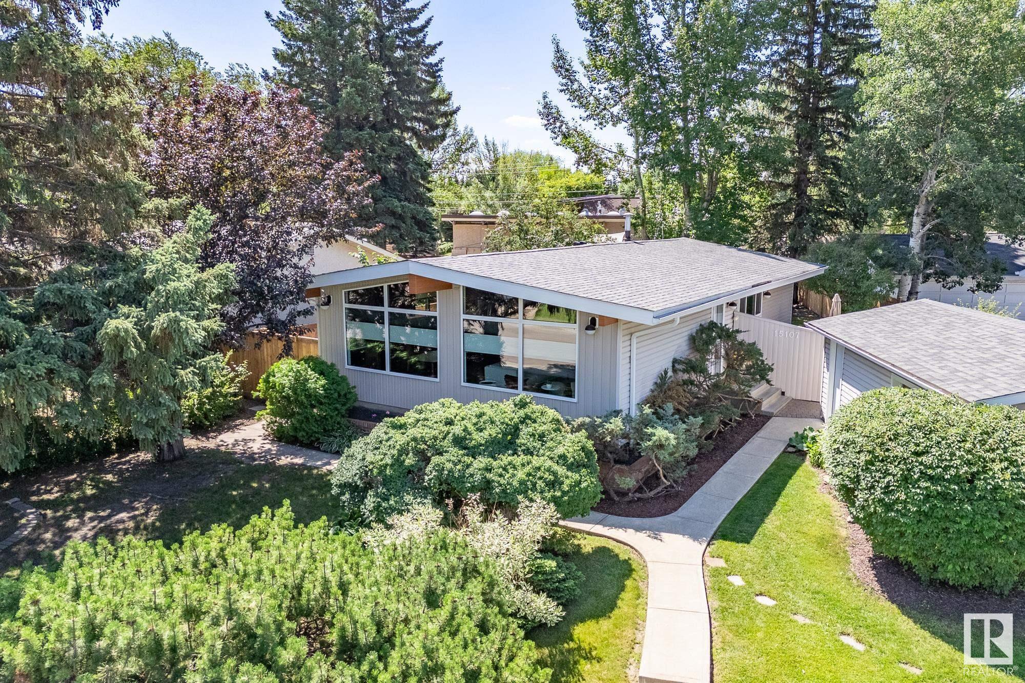 15107 76A Avenue NW  Edmonton AB T5R 3A7 photo