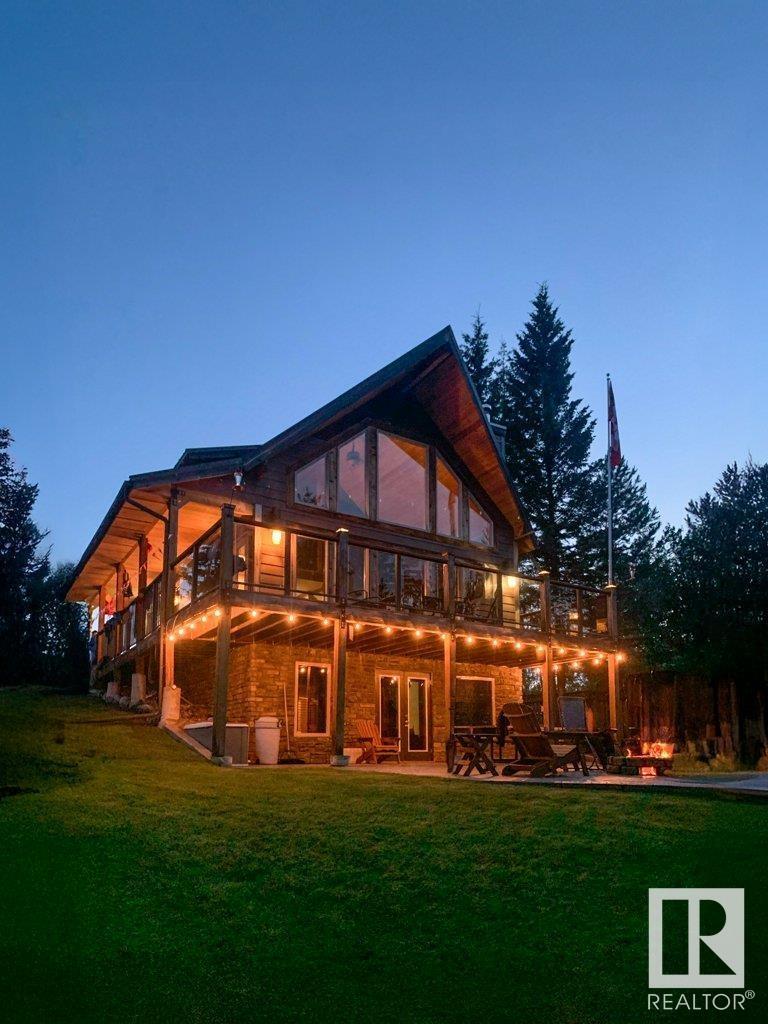 Photo de la propriété:  326 15156 Old Trail  AB T0A 2C2 