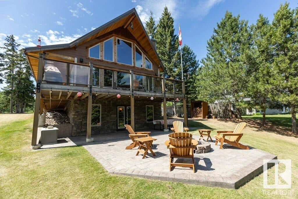 Property Photo: 326 15156 Old Trail AB T0A 2C2