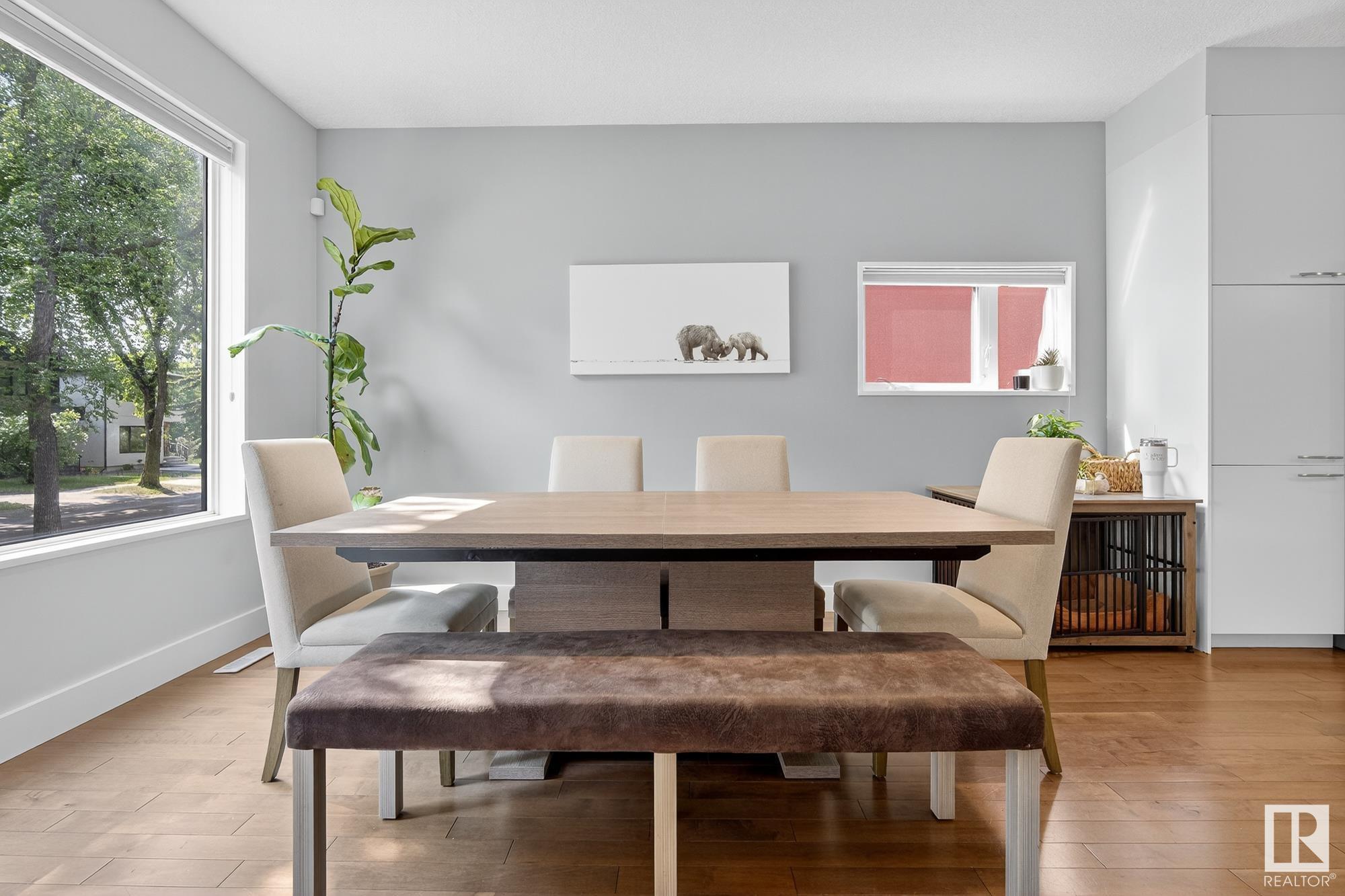 Property Photo:  10462 144 Street NW  AB T5N 2V4 