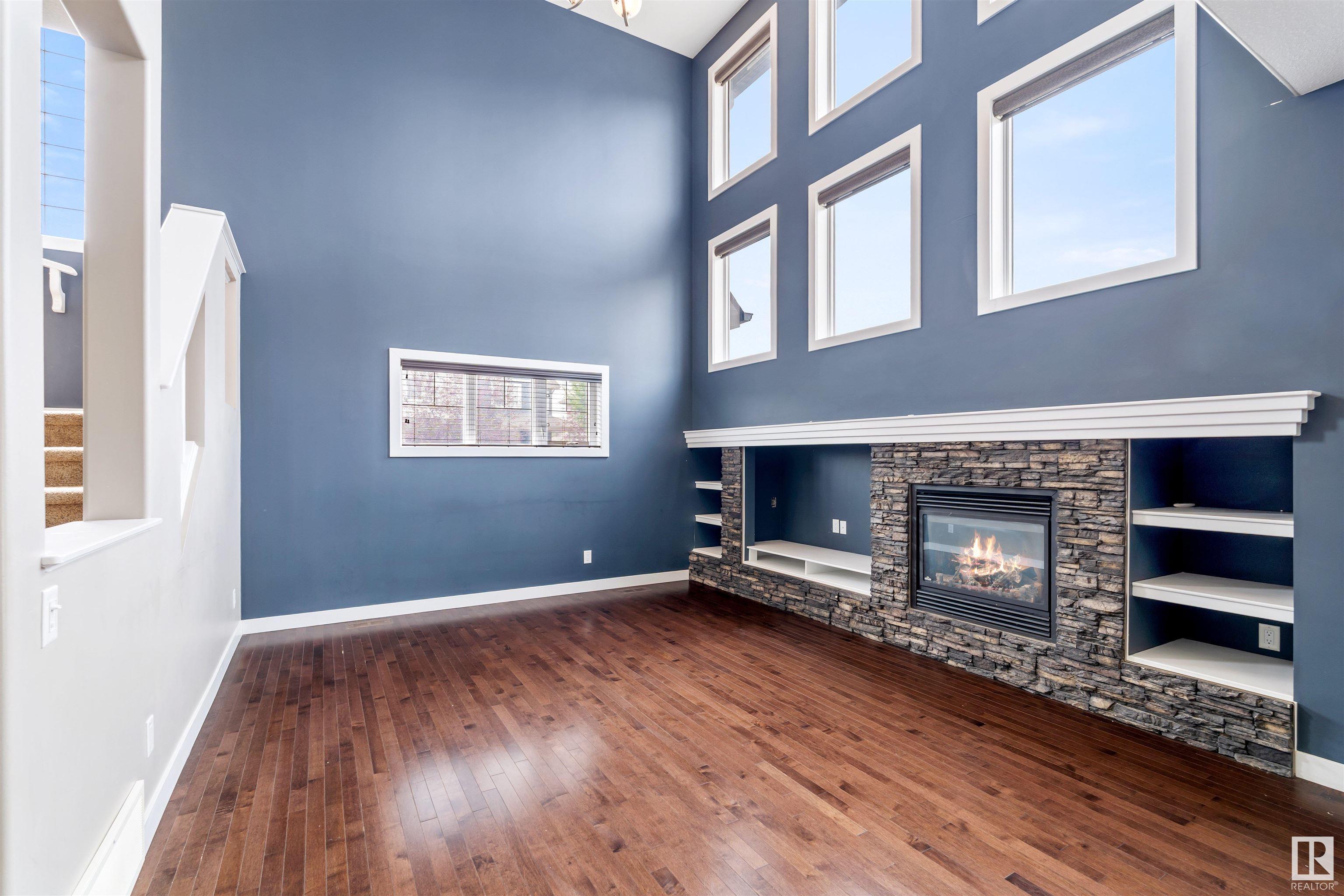 Property Photo: 988 175 Street SW AB T6W 1Z8