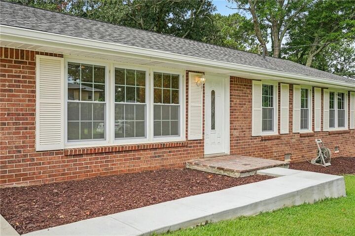 Property Photo: 4810 White Lake Drive NW GA 30101