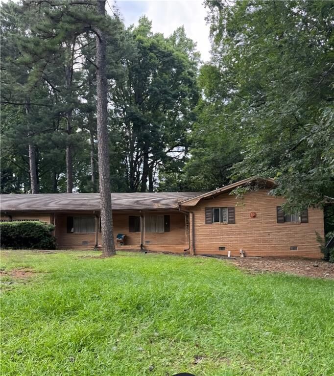 Property Photo:  4312 E Kings Point Circle  GA 30338 