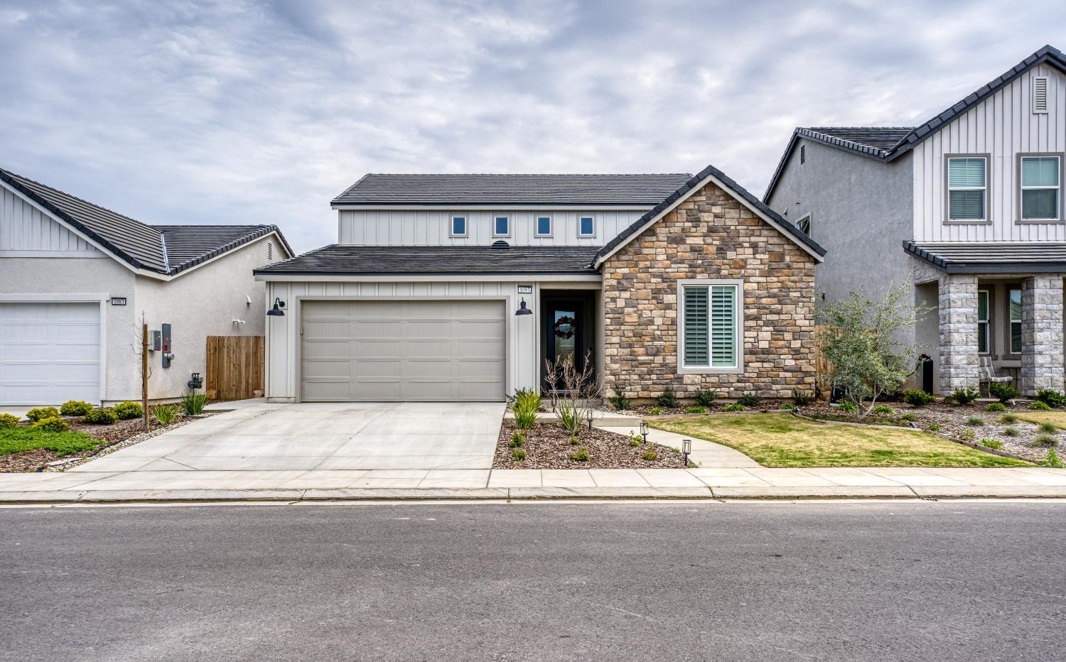 Property Photo: 1093 Traverse Drive CA 93636