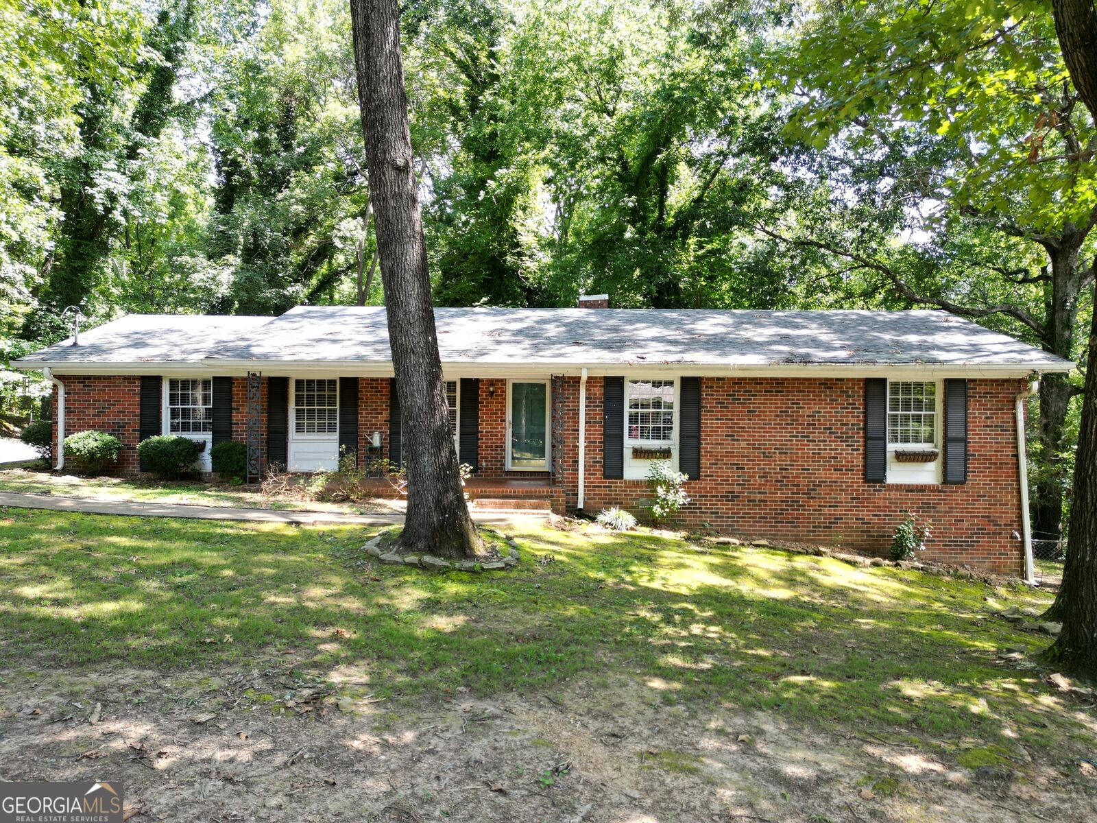 Property Photo: 206 Hammond Drive GA 30747
