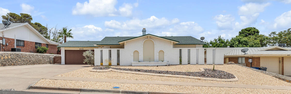 Property Photo:  6608 Los Altos Drive  TX 79912 