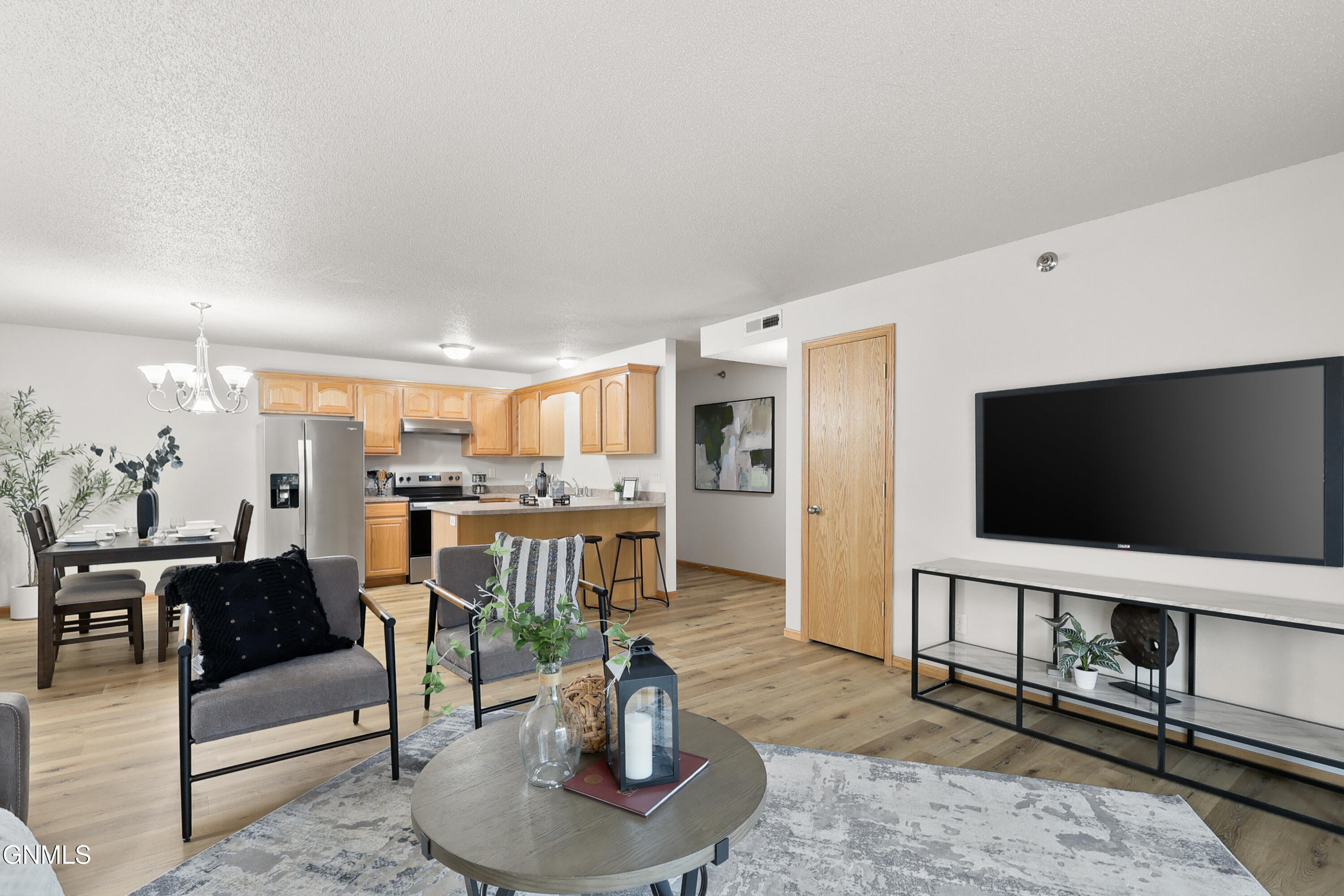Property Photo: 4000 McKenzie Drive SE 9 ND 58554