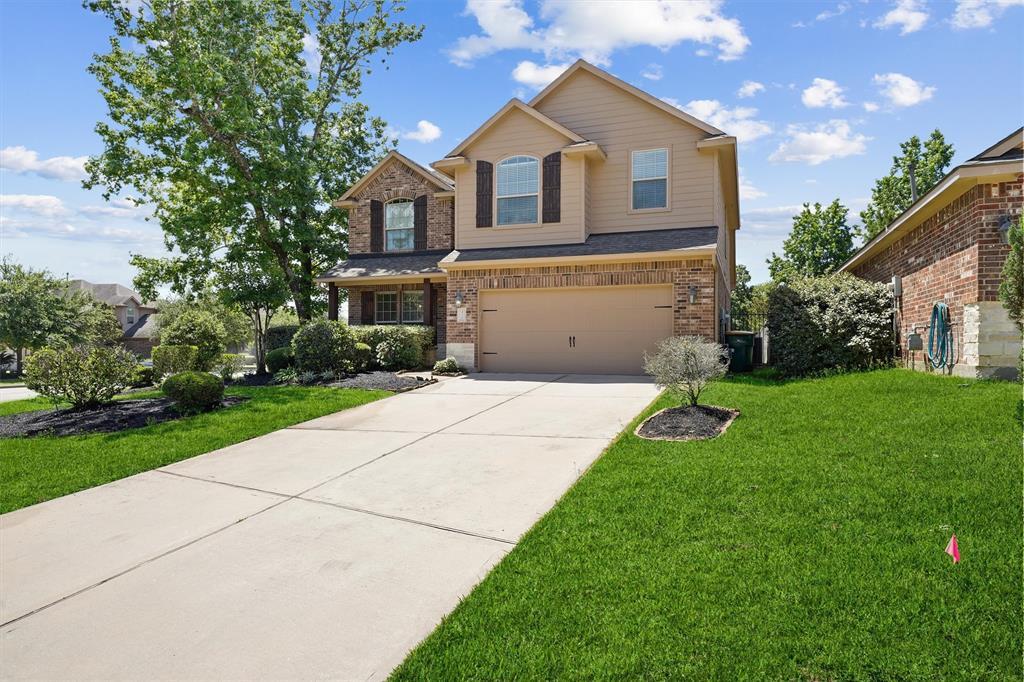 Property Photo: 115 Black Swan Place TX 77354