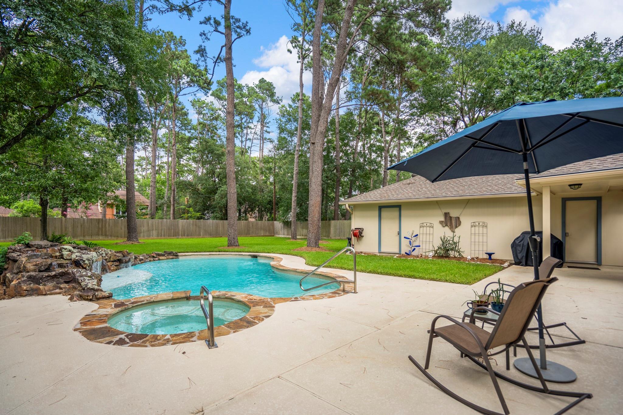 Property Photo:  6118 Magnolia Street  TX 77493 