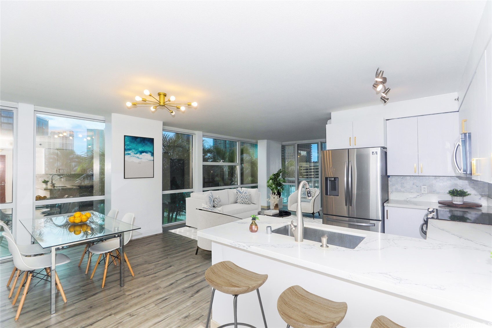 Property Photo: 909 Kapiolani Boulevard 701 HI 96814
