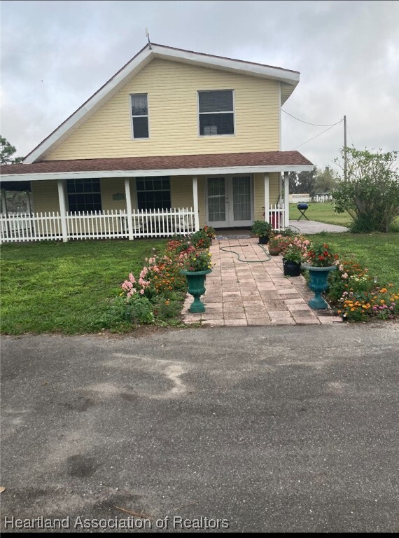 Property Photo: 200 Park Land Drive FL 33852