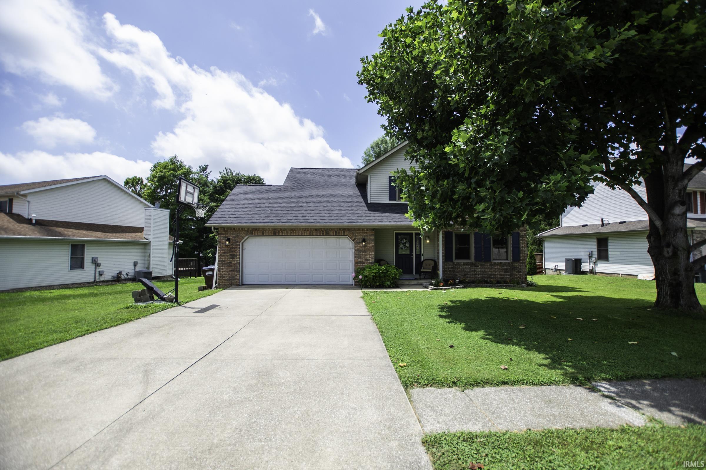 Property Photo:  711 W Whitestone Street  IN 47403 