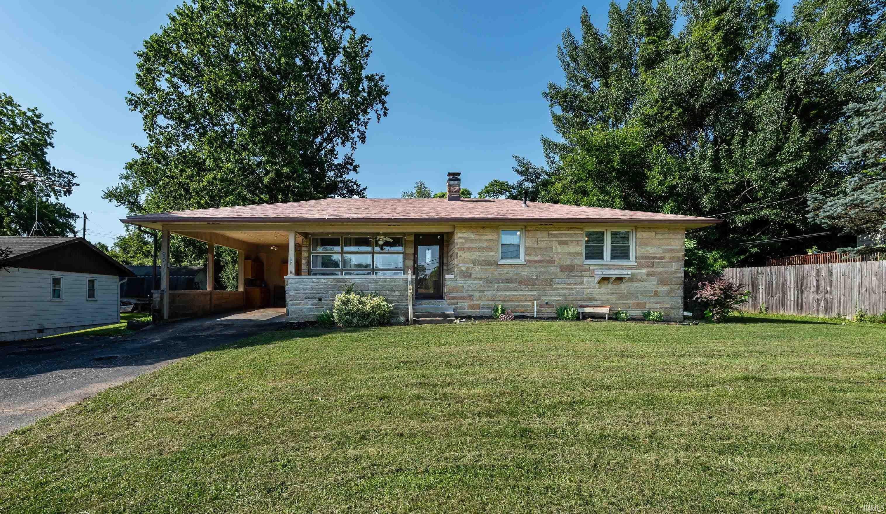 901 W Gourley Pike  Bloomington IN 47404 photo