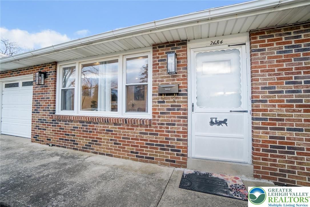 Property Photo:  2684 East Boulevard  PA 18017 