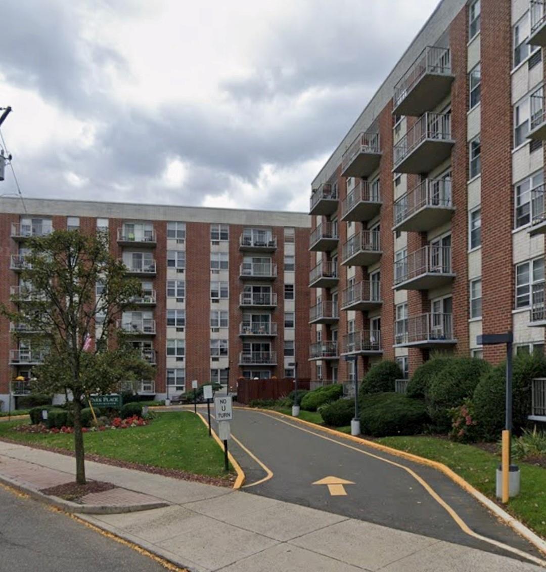 Property Photo: 35 Park Avenue 4N NY 10901