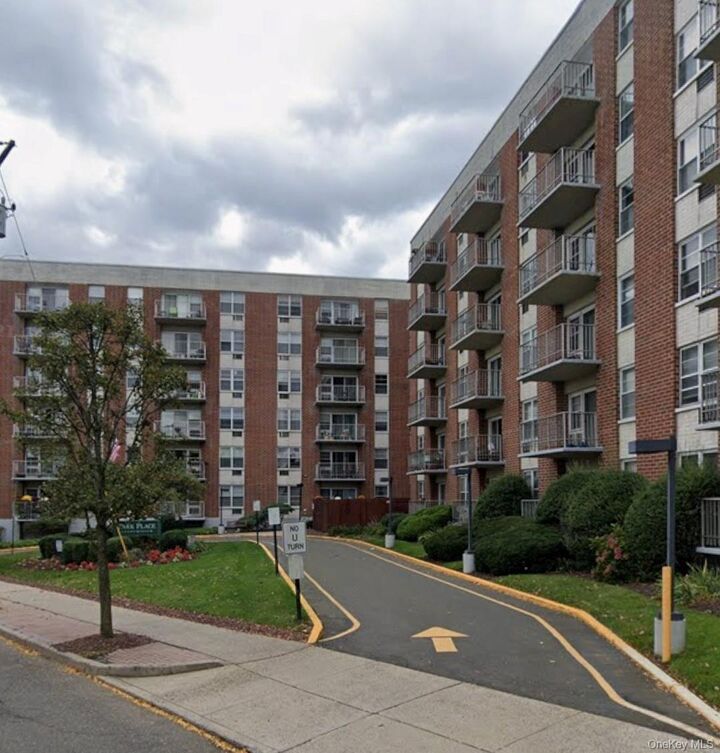 35 Park Avenue 4N  Suffern NY 10901 photo