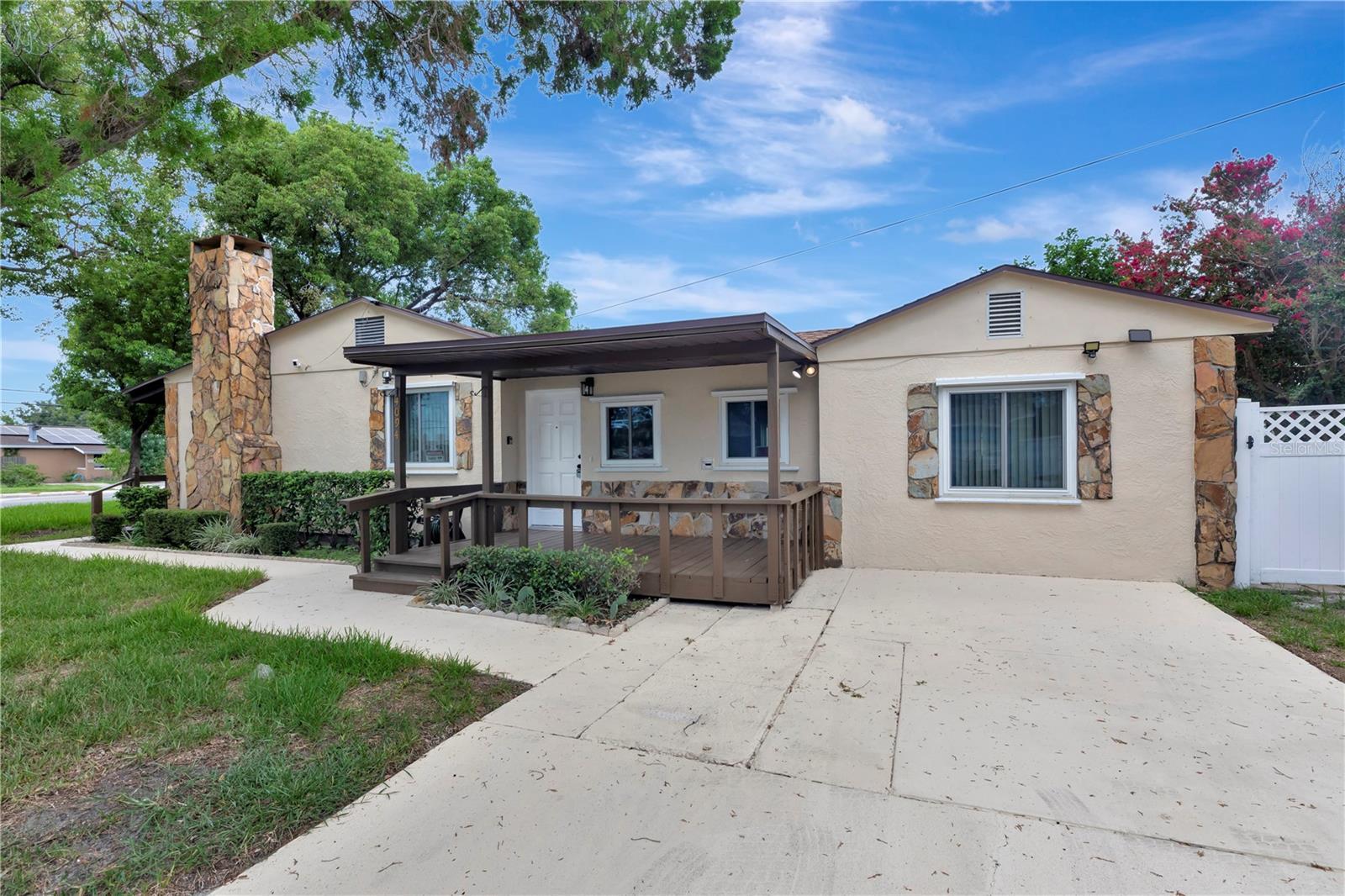 4094 38th Avenue N  St Petersburg FL 33713 photo