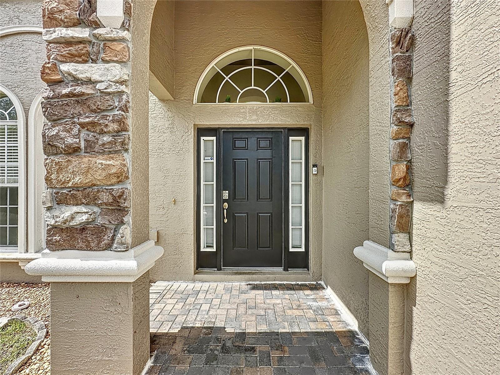 Property Photo:  2675 Sand Hill Point Circle  FL 33837 