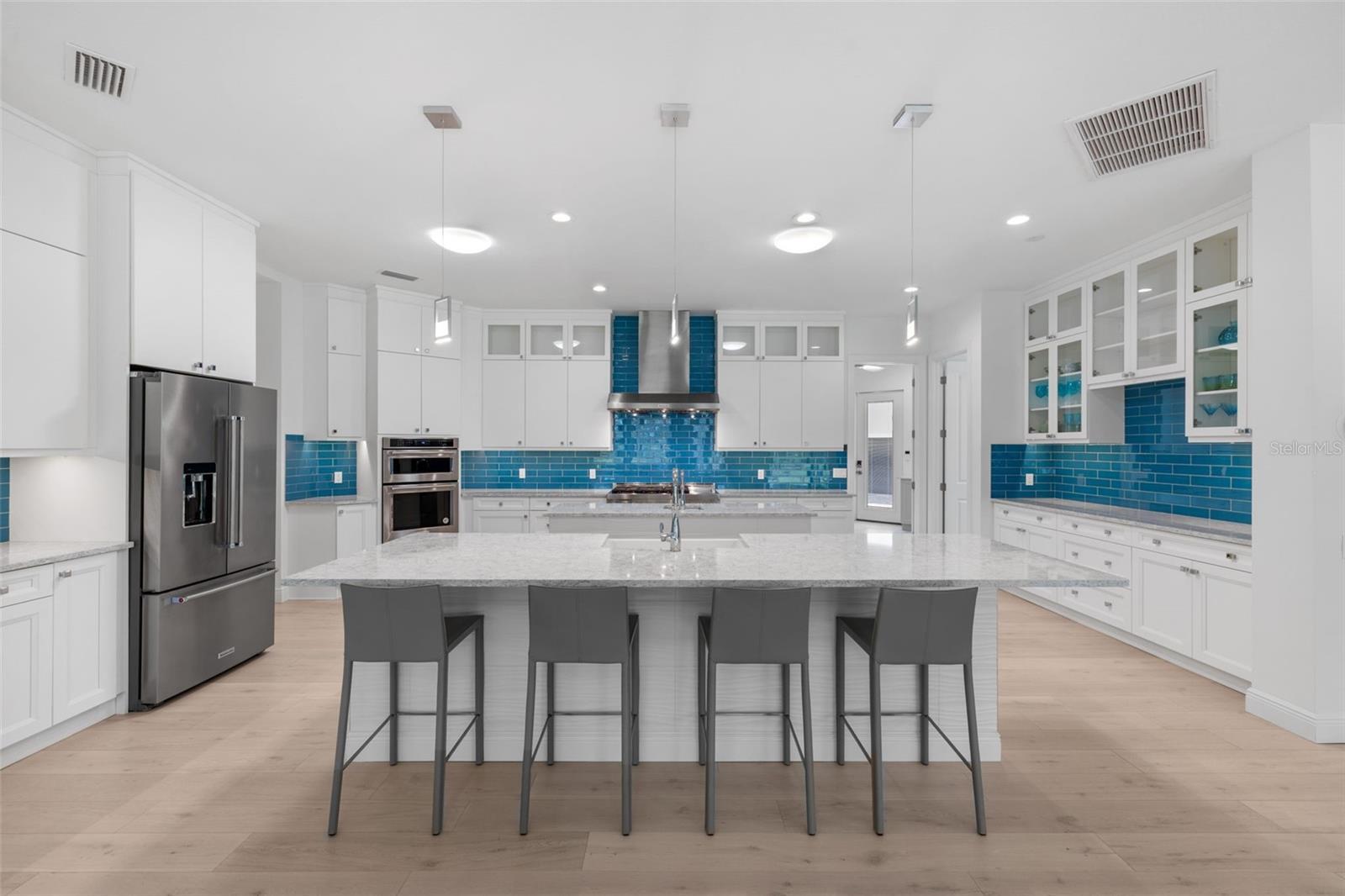 Property Photo: 7051 Turtle Lane FL 34241