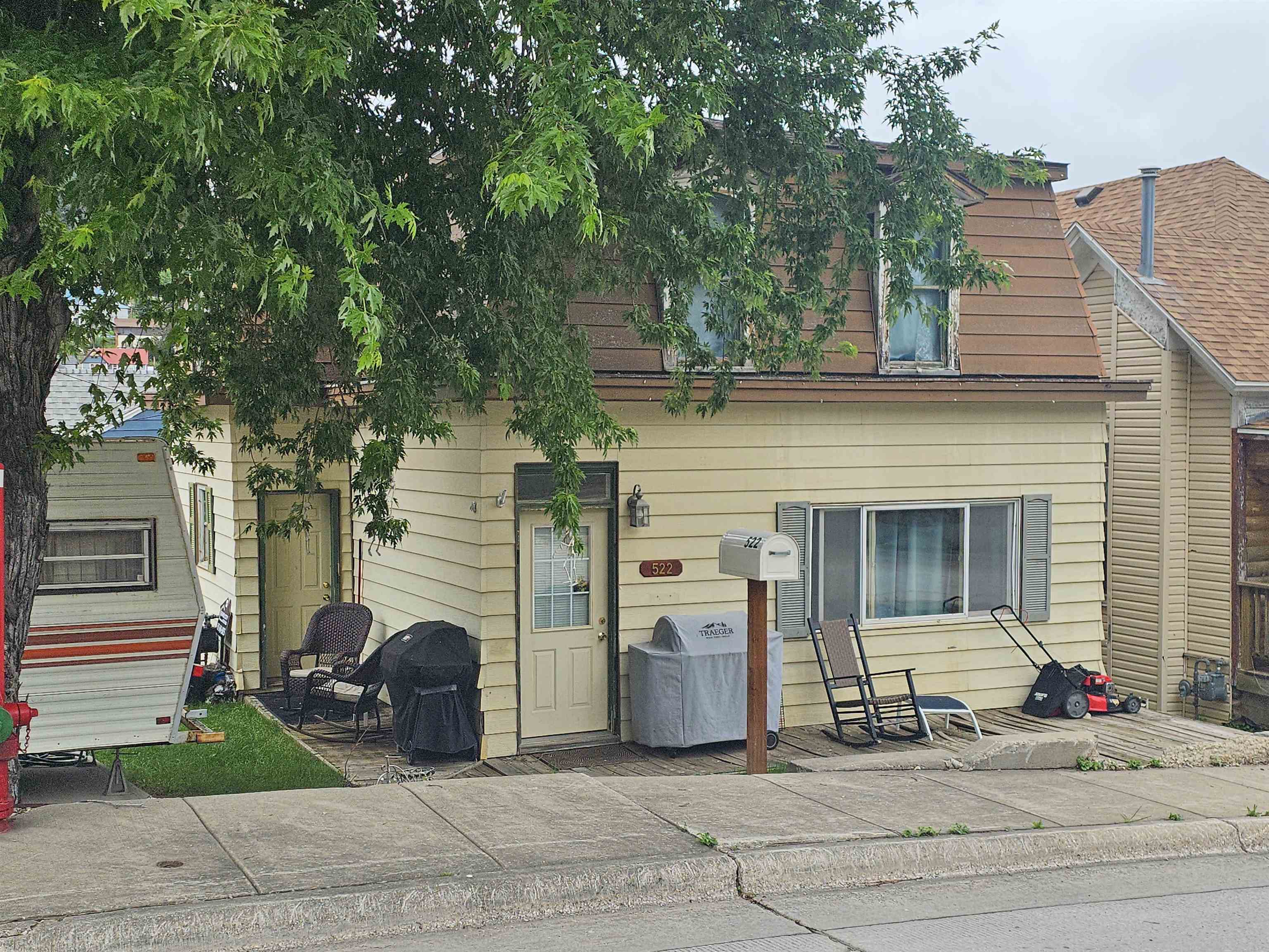 Property Photo: 522 McQuillan Avenue SD 57754