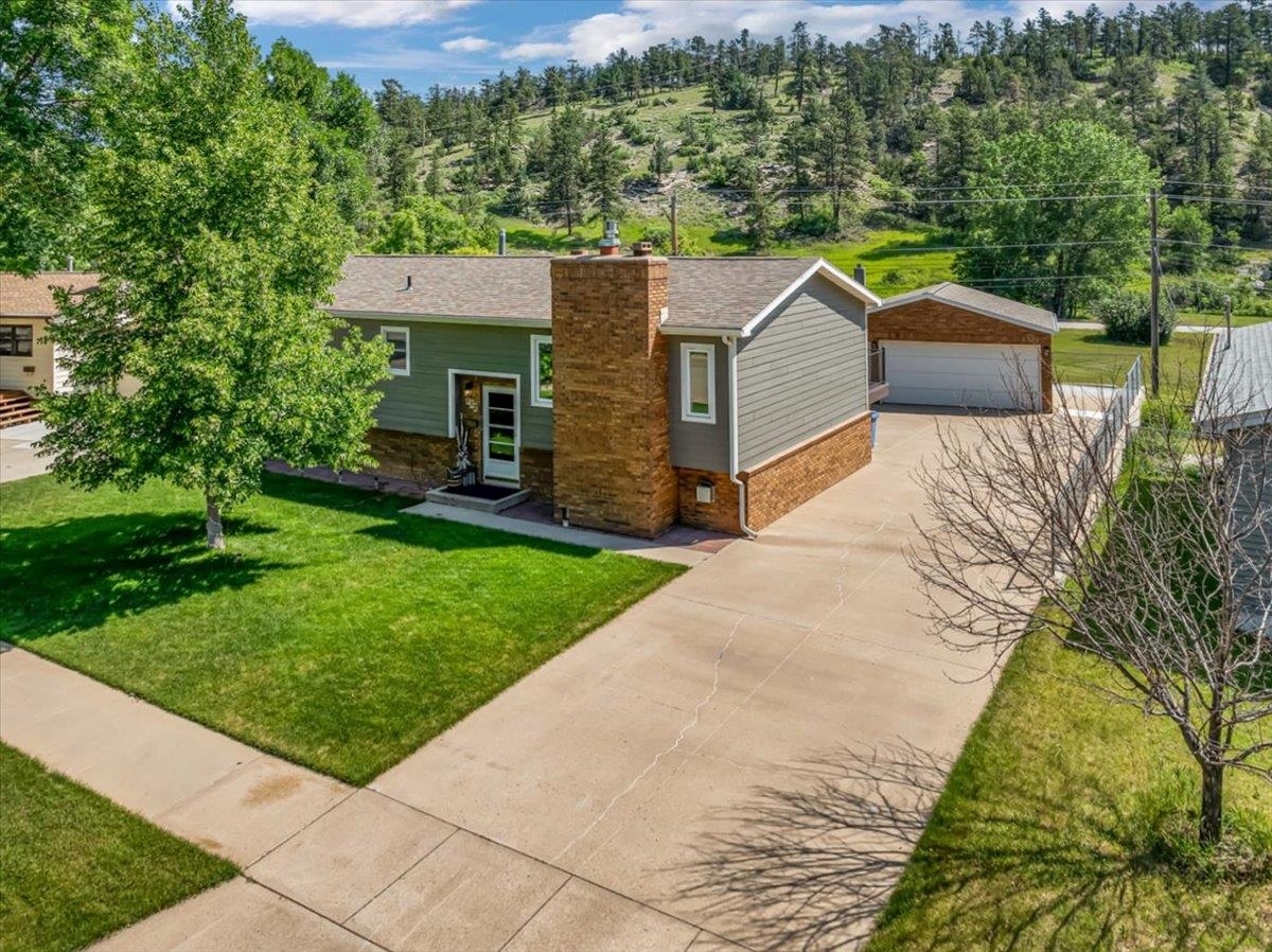 712 Belmont Drive  Rapid City SD 57702 photo