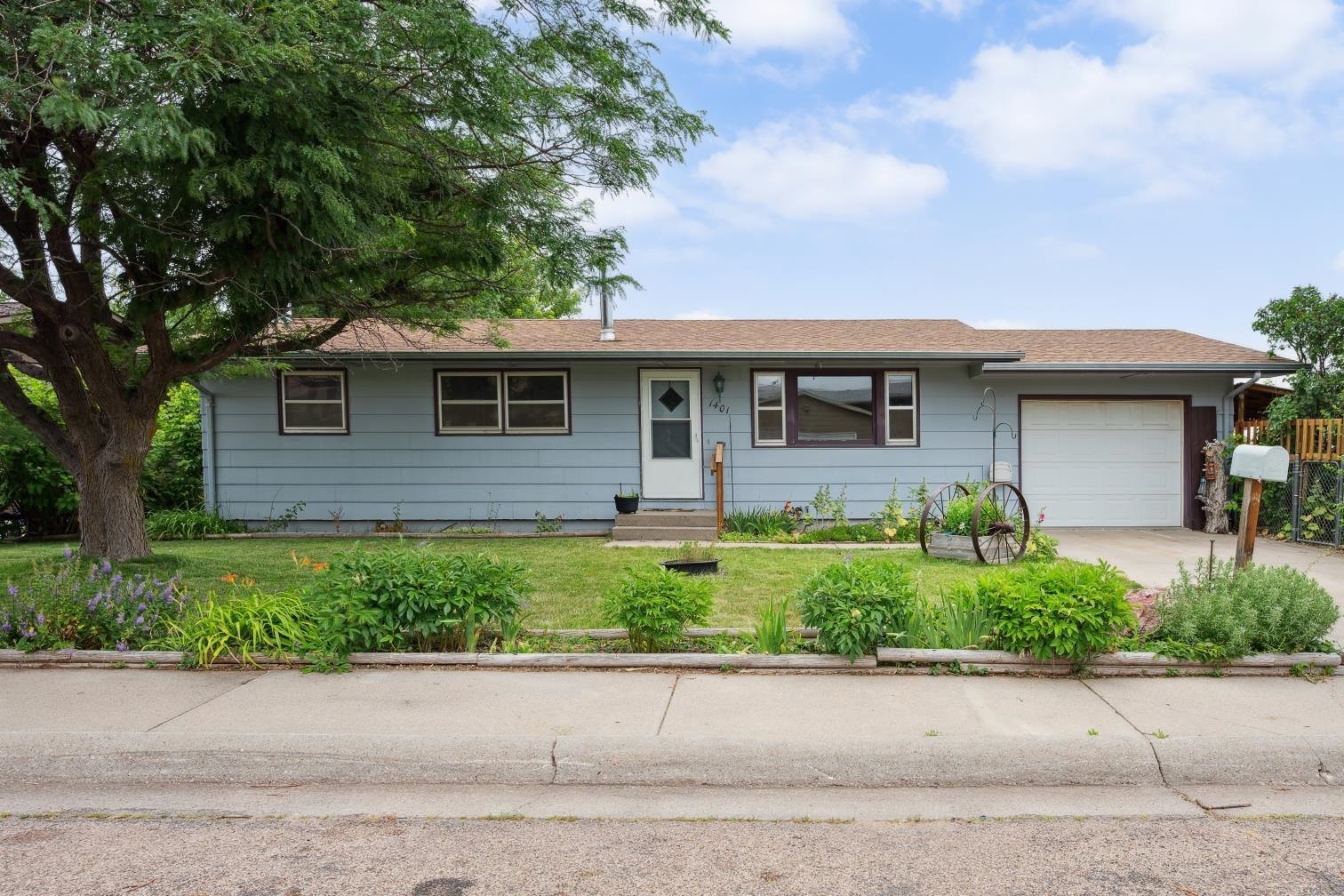 Property Photo: 1401 Whitetail Drive SD 57785