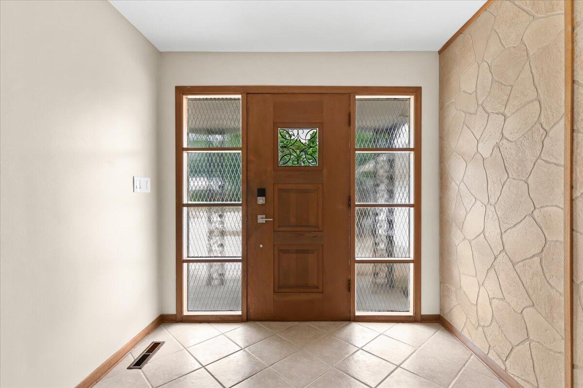 Property Photo: 18661 Middlesex Avenue MI 48076